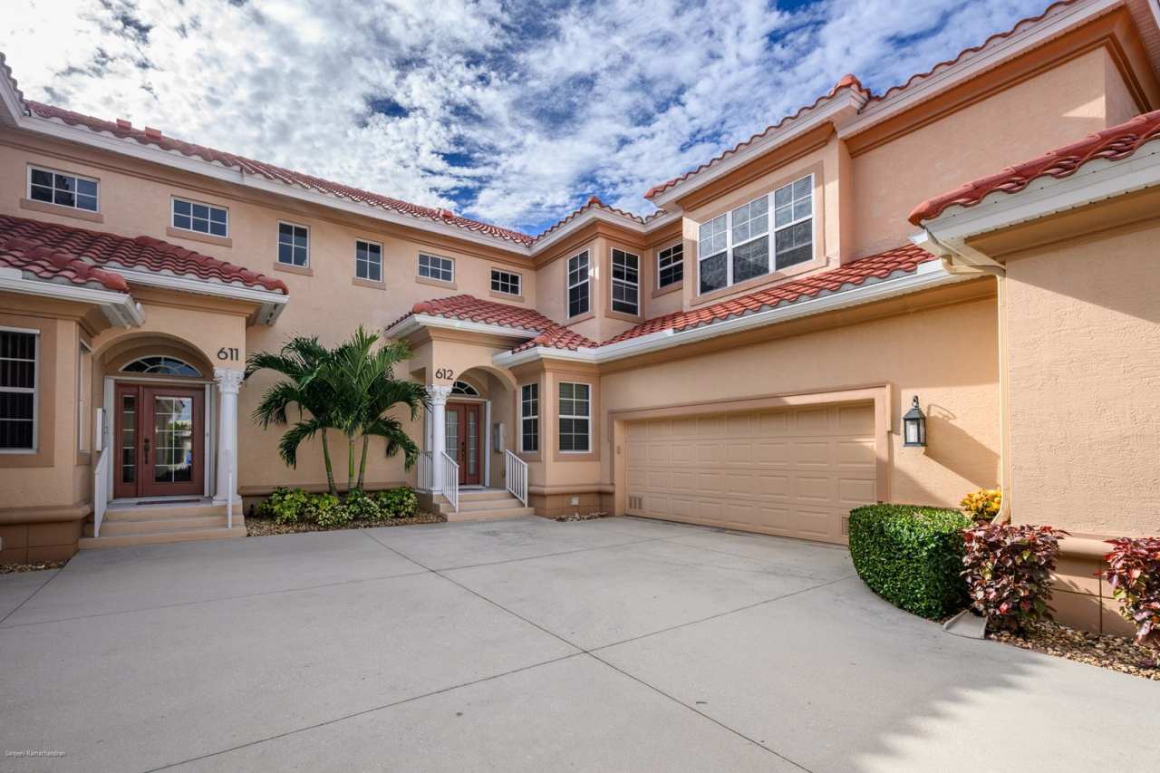 PET FRIENDLY ANNUAL RENTAL IN PUNTA GORDA
