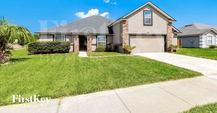 2612 Royal Pointe Drive