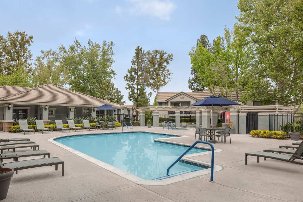 Green Valley Apartments