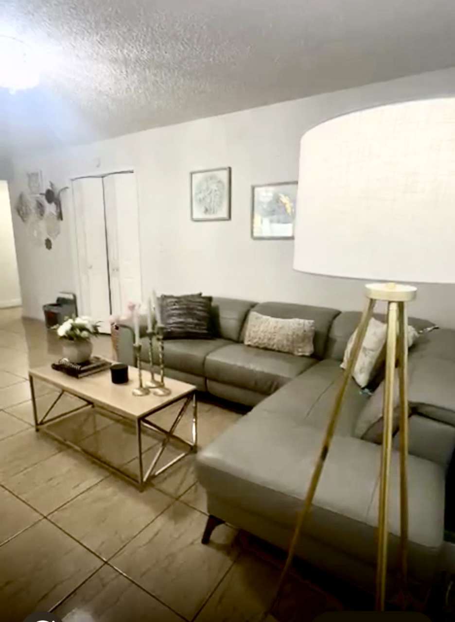 10030 Northwest 9th Street Circle