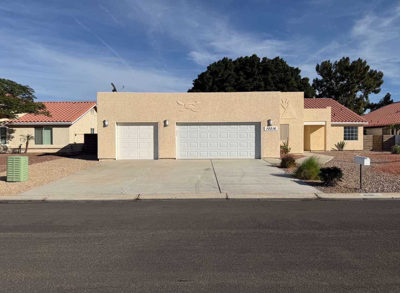 3 Car Garage Home on Mesa Del Sol Golf Course
