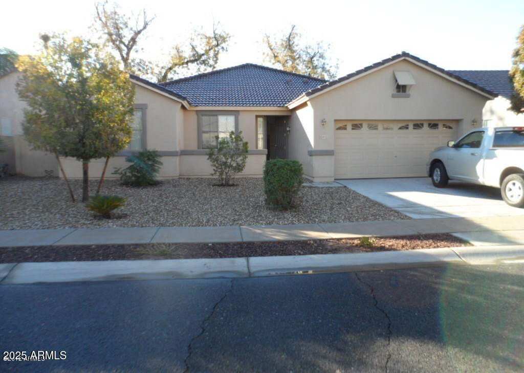 10425 W WINDSOR Avenue