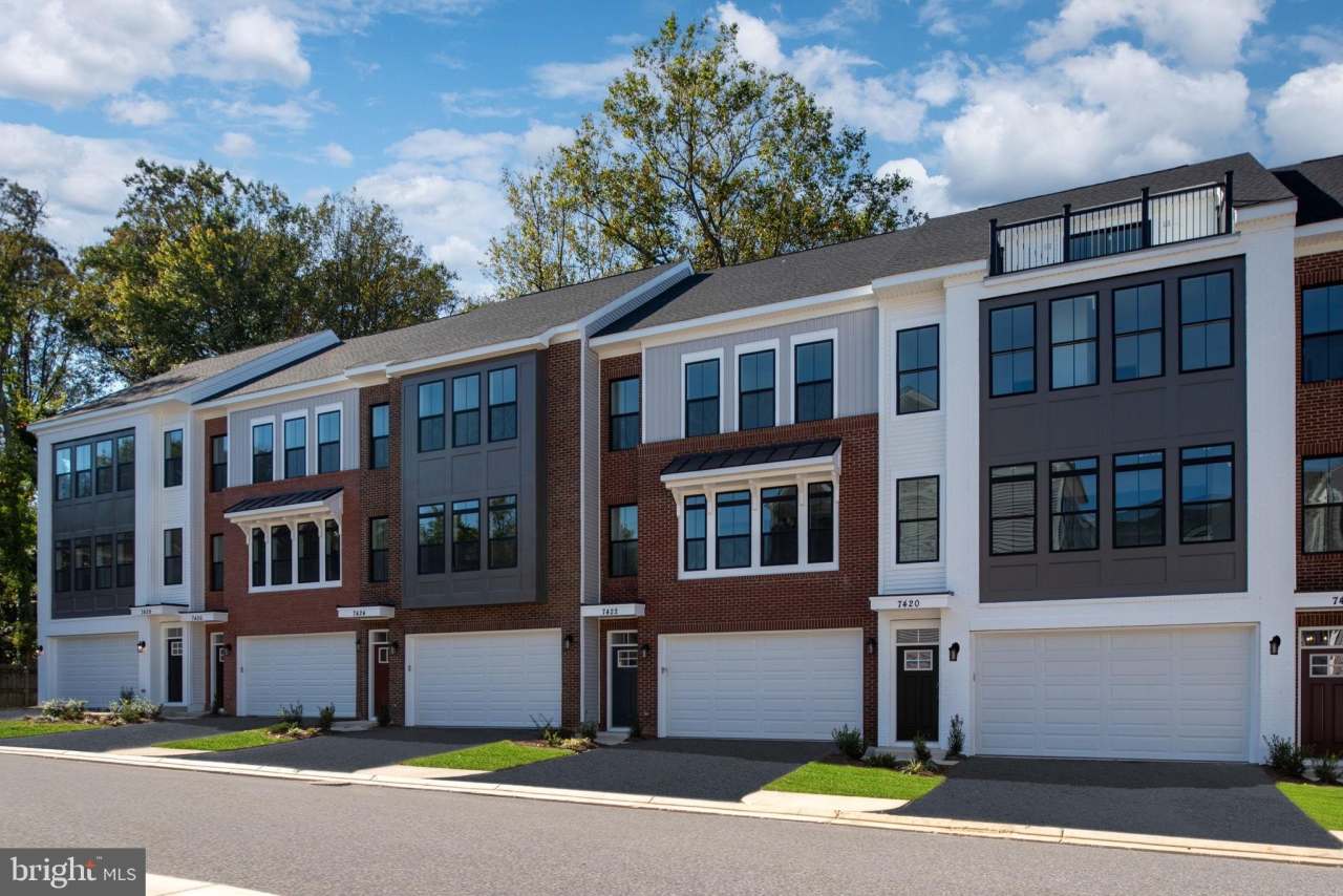 7412 ROCKY CREEK Terrace