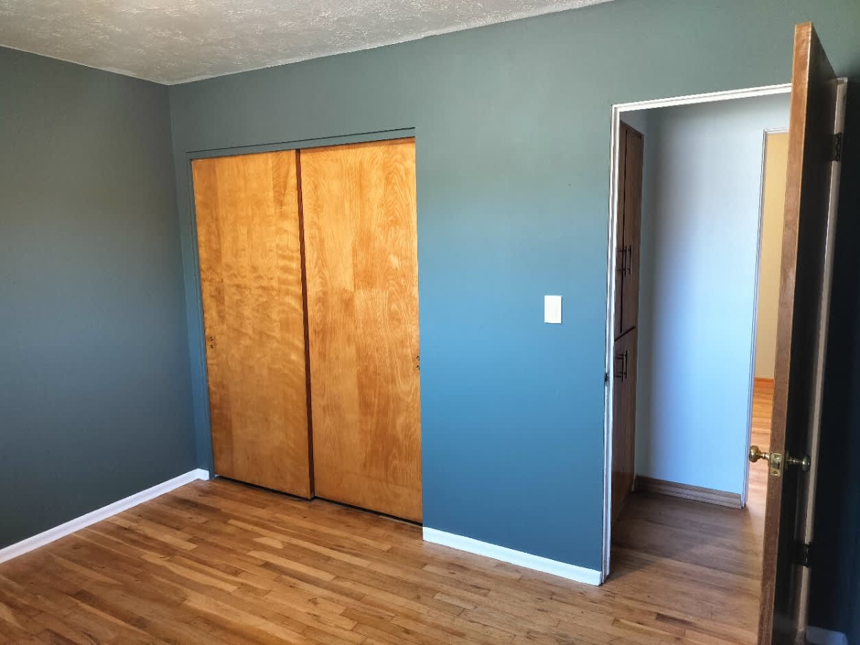 Room for Rent 1125 Maple Drive - C