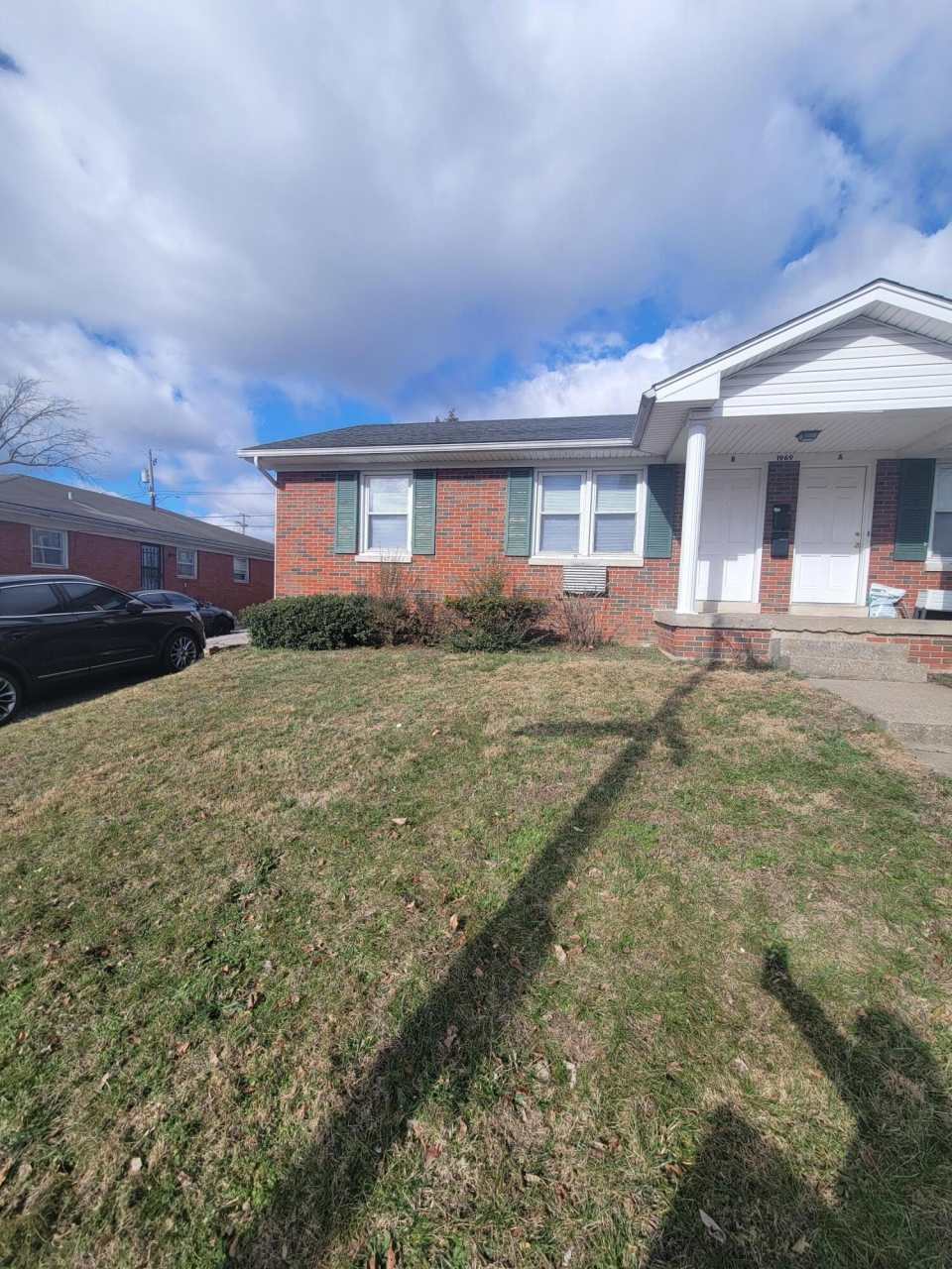 1969 Fair Oaks Drive unit: B