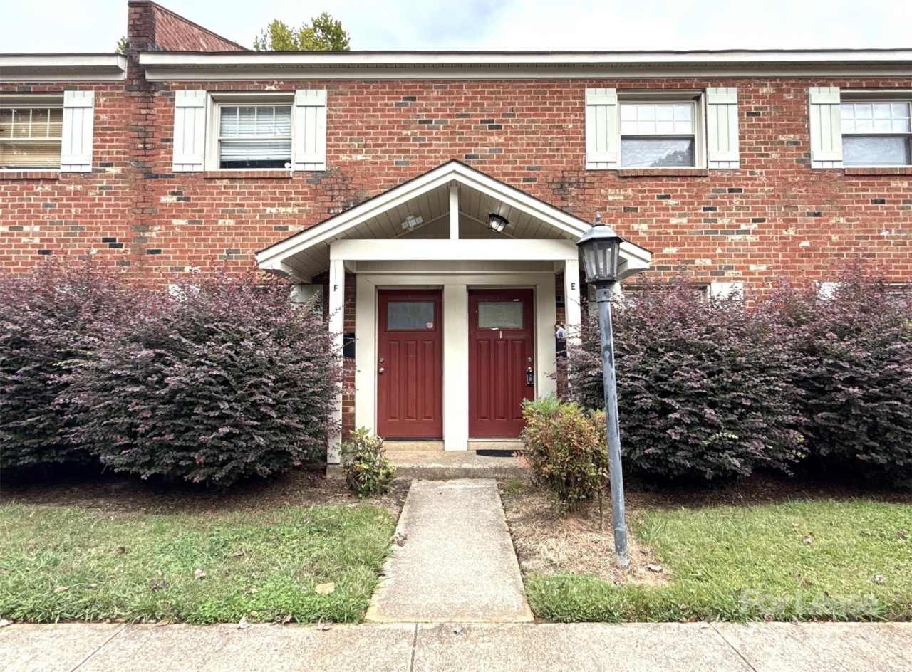 1207 Green Oaks Lane unit: F