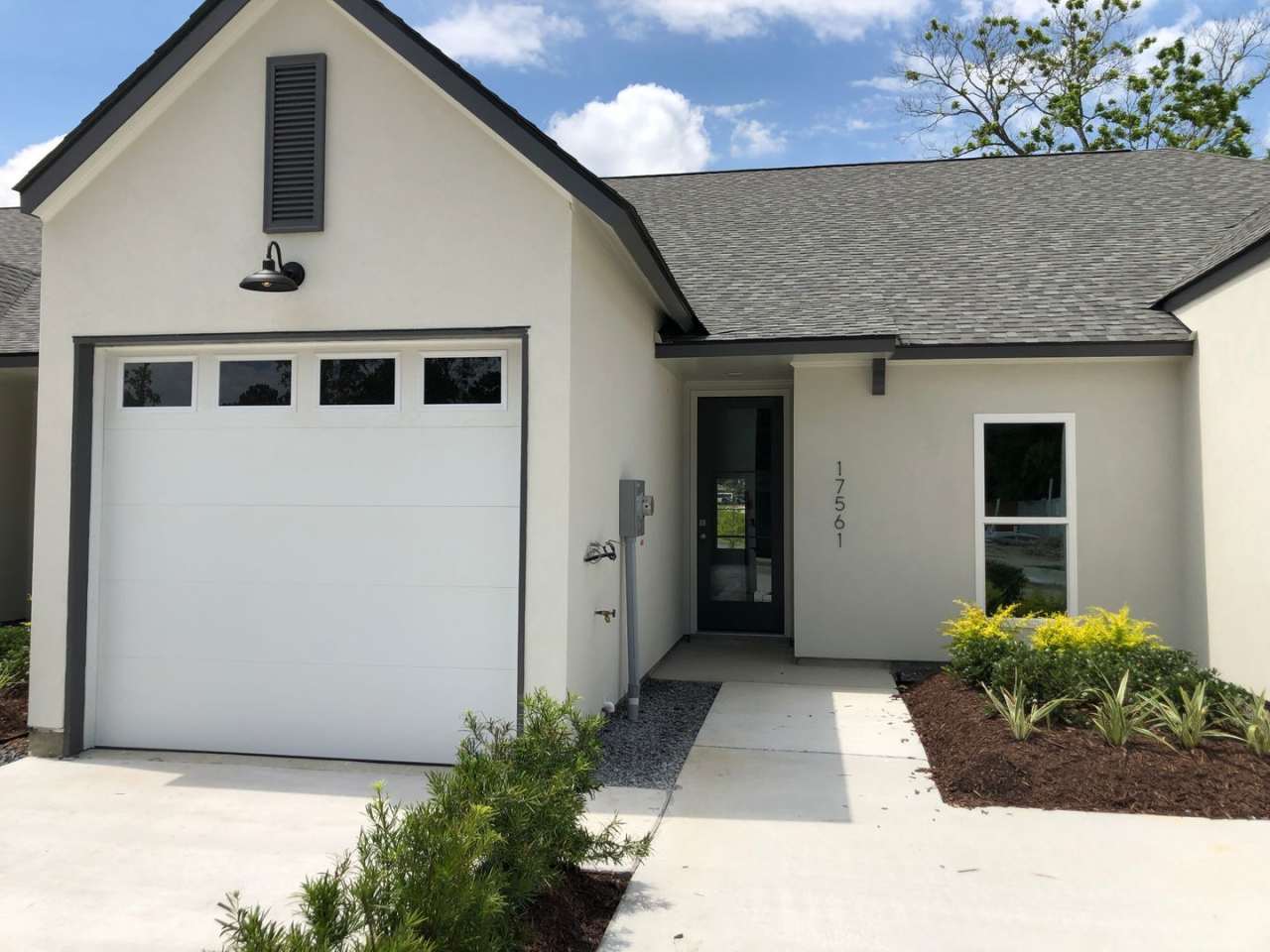 2 Bedroom NEW Construction off Old Jefferson Hwy Near Hoo Shoo Too!