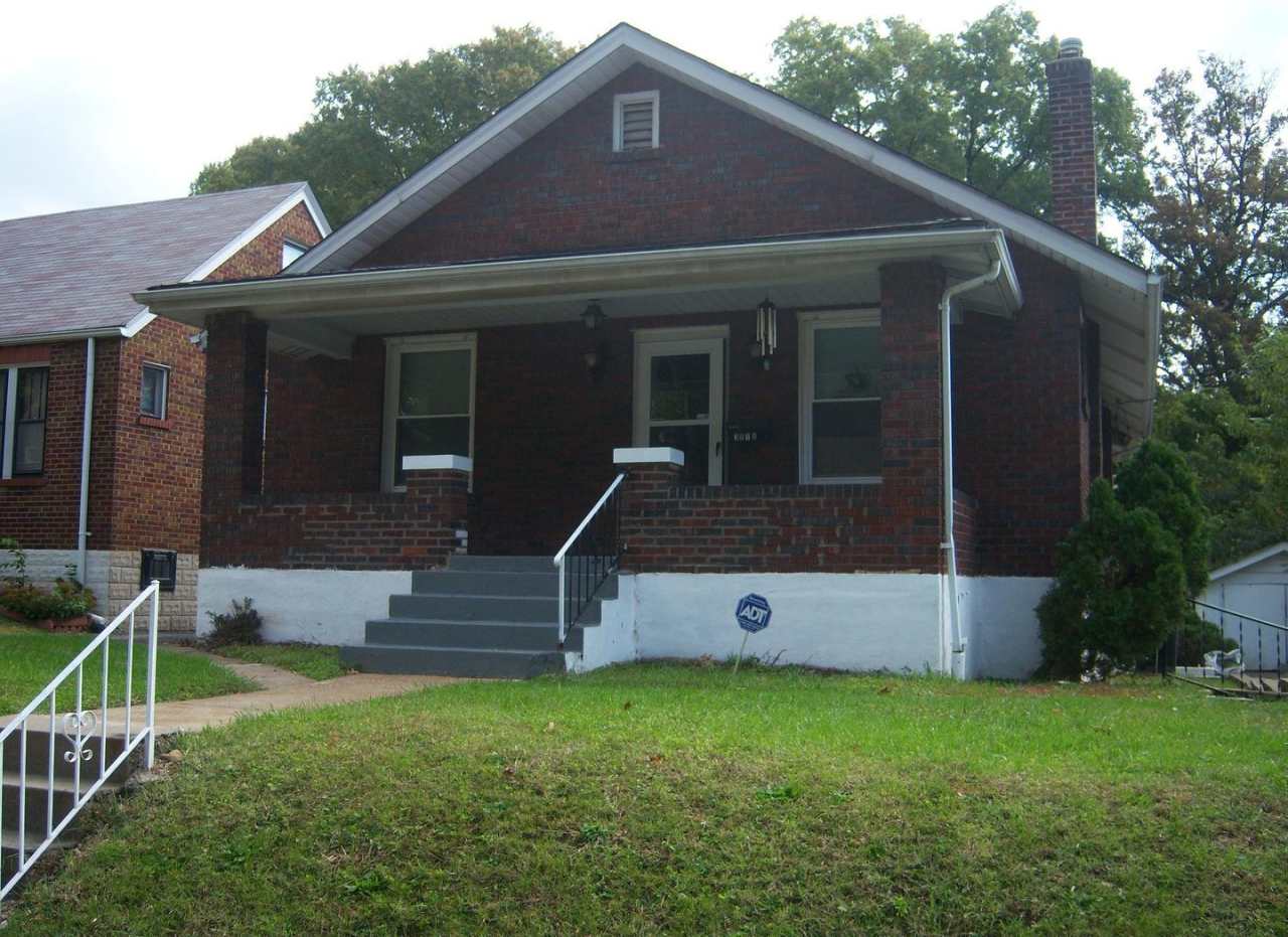 2 Bedroom Brick Home $1095