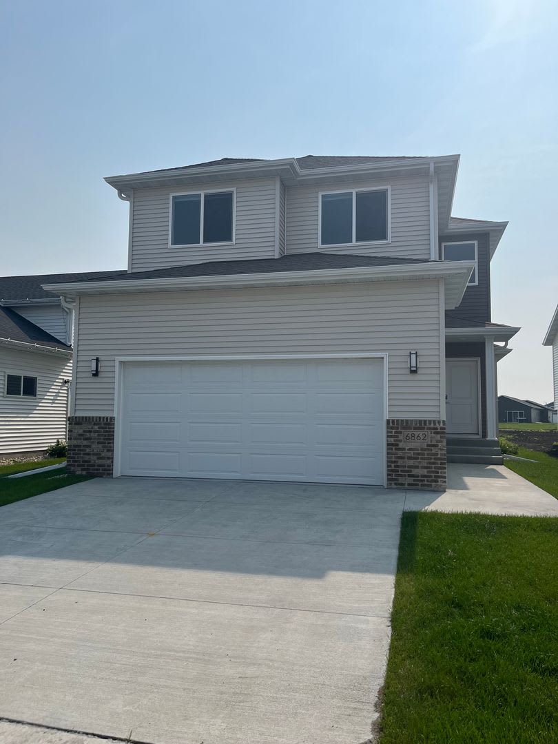 4 Bed 3.5 Bath Single Family Home with Newly Finished Basement