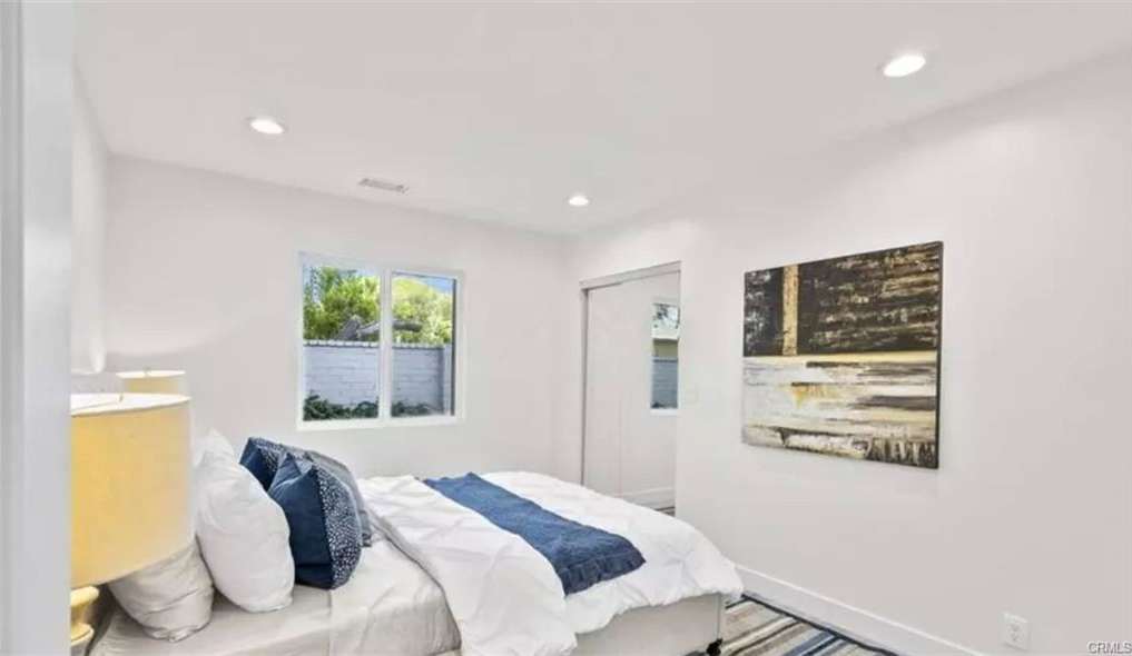 11453 Calvert Street