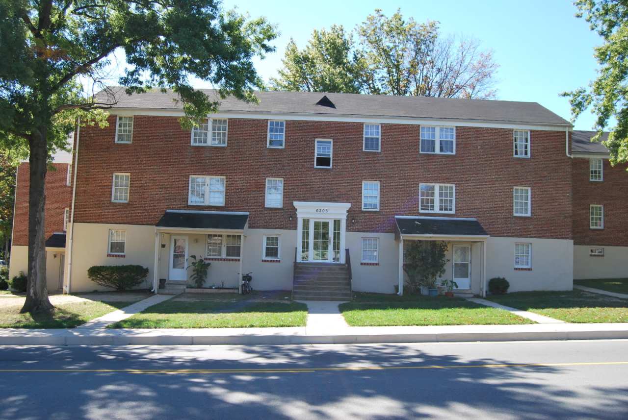 Edgewood - The Grove - 3 Bedroom 1 Bath