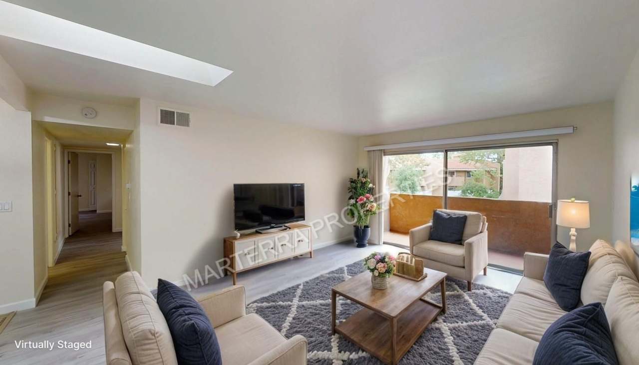 Charming 3-Bedroom, 2-Bathroom Home in South Coast Villas – Prime Second-Floor Location