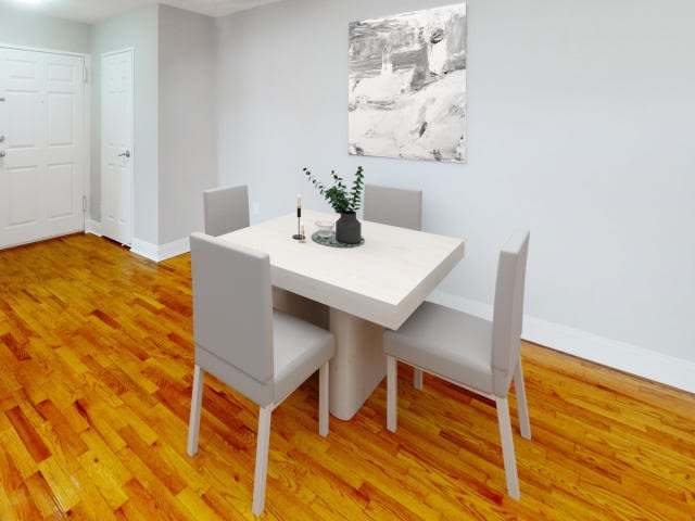 27 Lancaster Court Unit E11