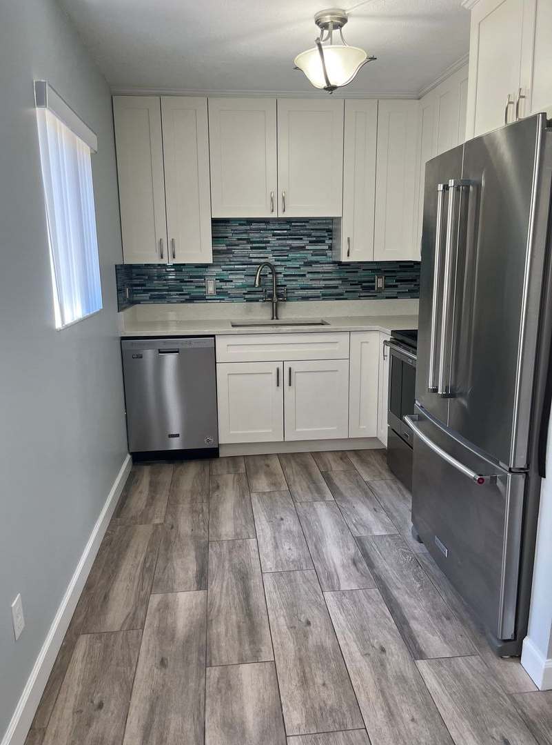 3300 FOX CHASE CIR N, #213, PALM HARBOR, FL 34683