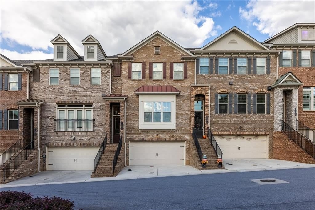 1394 Doublegate Drive NE