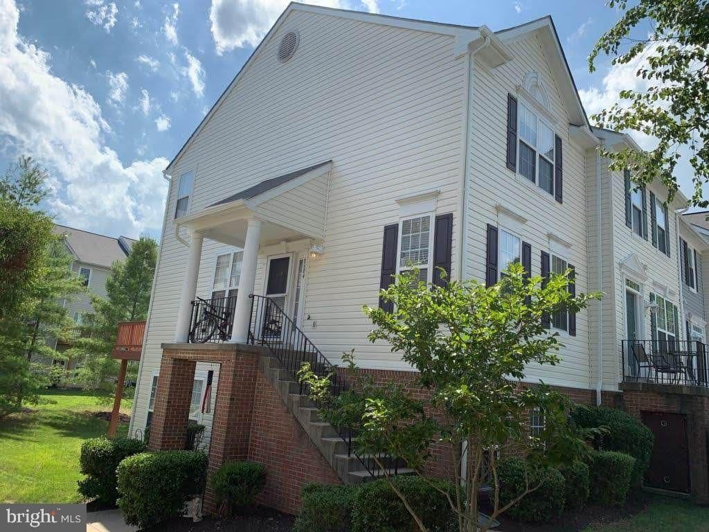 8604 ASPEN GROVE COURT