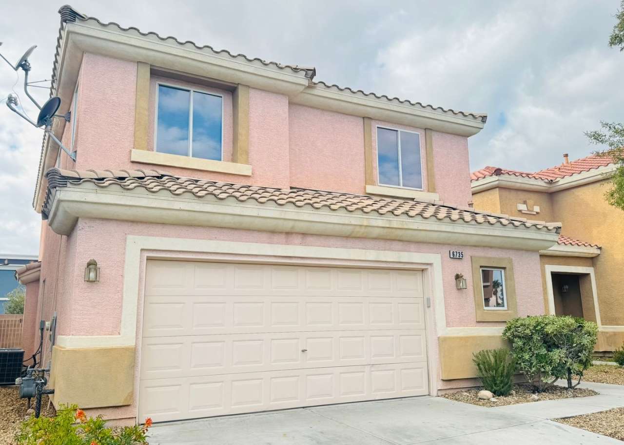 **Spacious 4-Bedroom Home in the Southwest!**