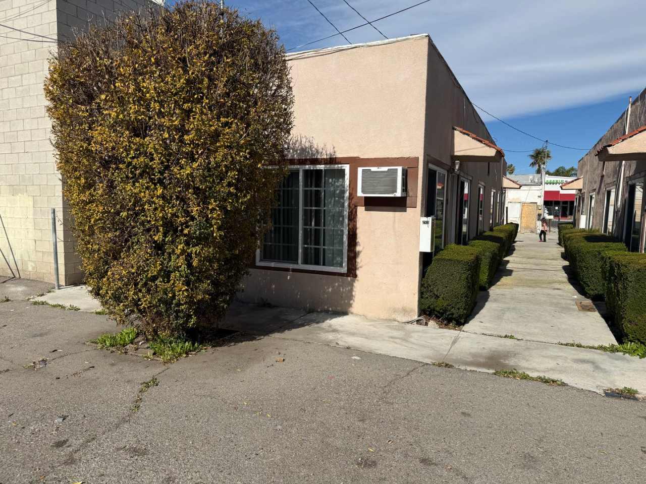 2 Bedroom 1 Bath in East Hemet!