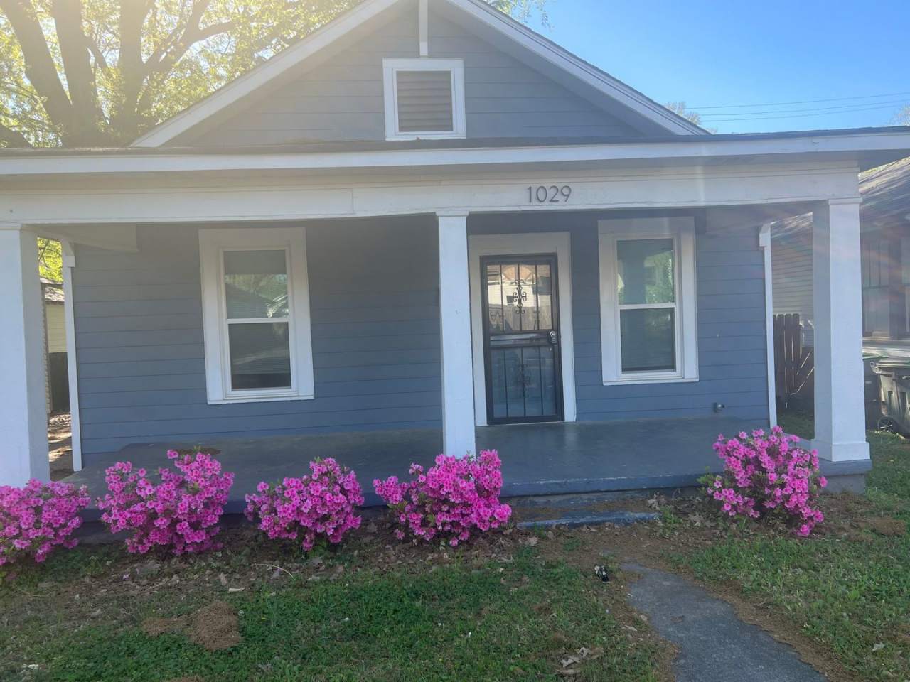 3 bedroom, 2 bathroom recently updated in Cooper Young