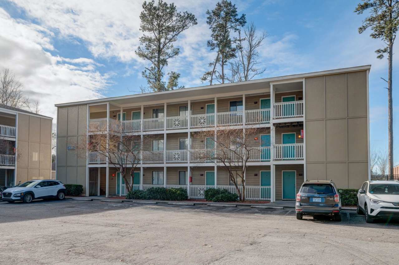 Charming 1BR Condo in Wilmington