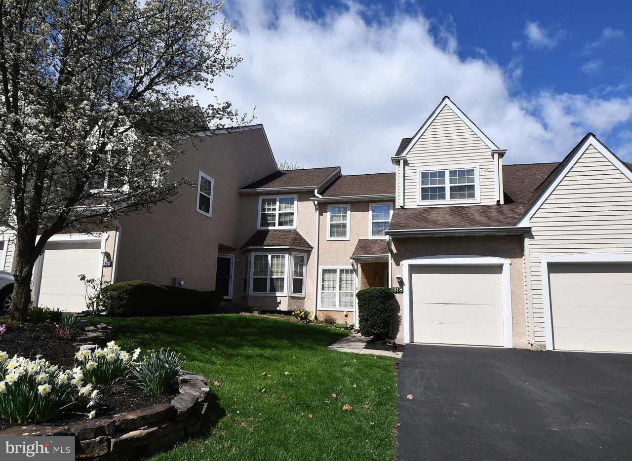 318 COUNTRY CLUB DRIVE