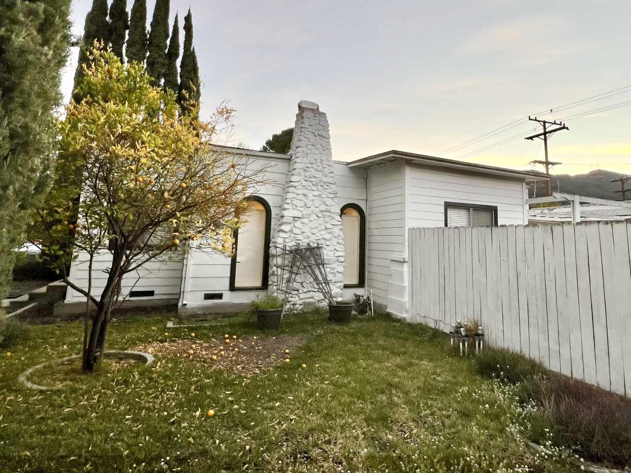 3657 Roselawn Avenue