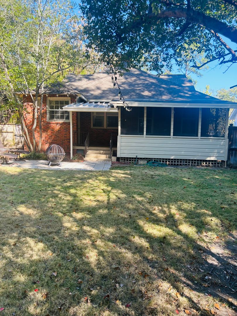 Cute Home in Old Cloverdale