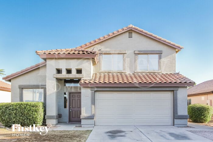 8555 West Sunnyslope Lane