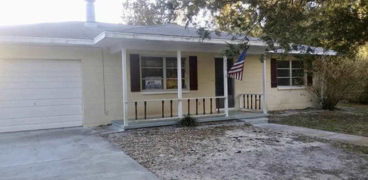 8320 N Bardge Terrace