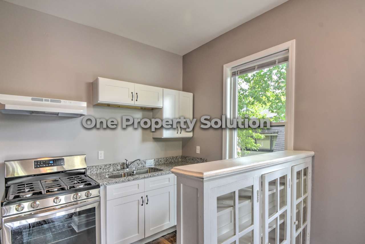 35 Ruth Street  Apt 2