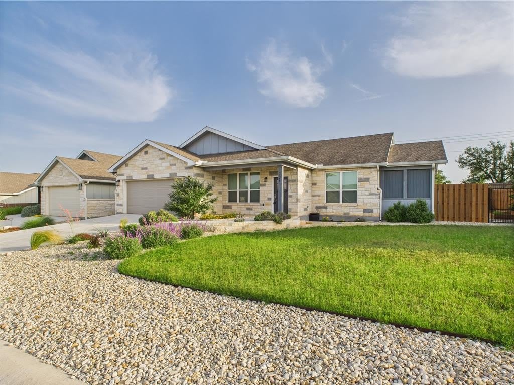 726 Madilynn Ct