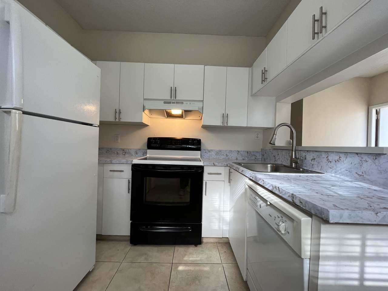 671 Cypress Lake Blvd #21-C