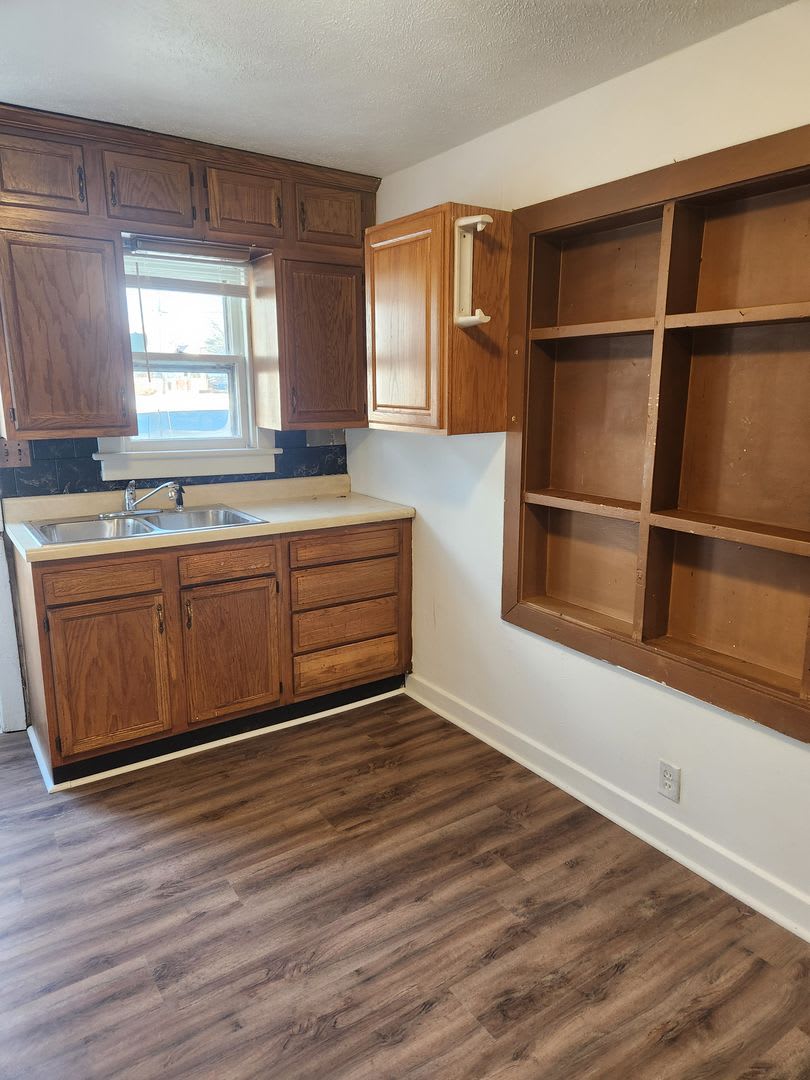 1 bed 1 bath remodeled unit