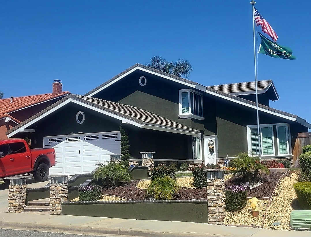 22 Ridge Crest Circle