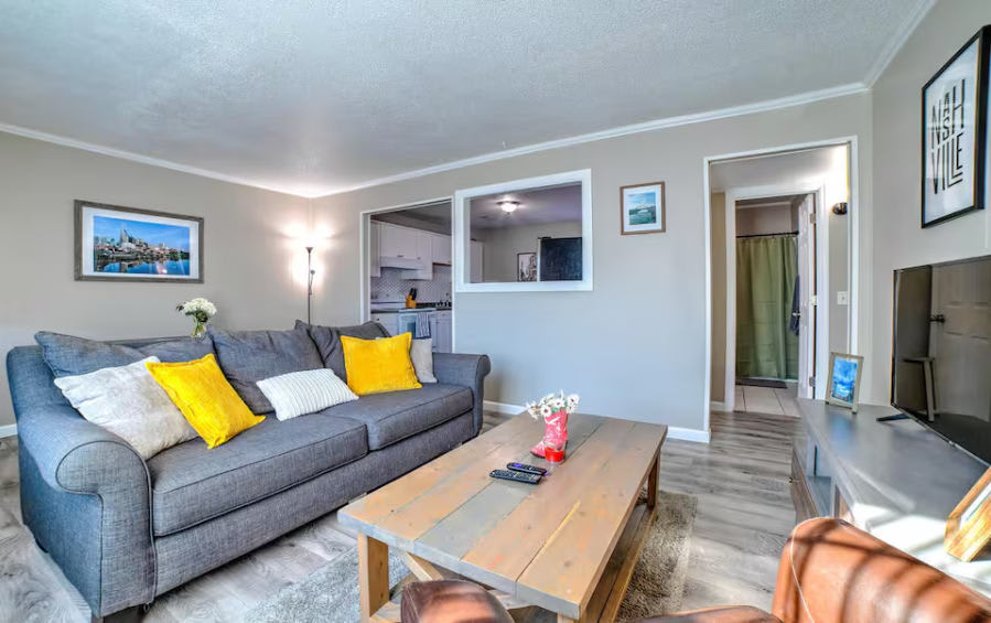 2417 Glenrose Avenue - A