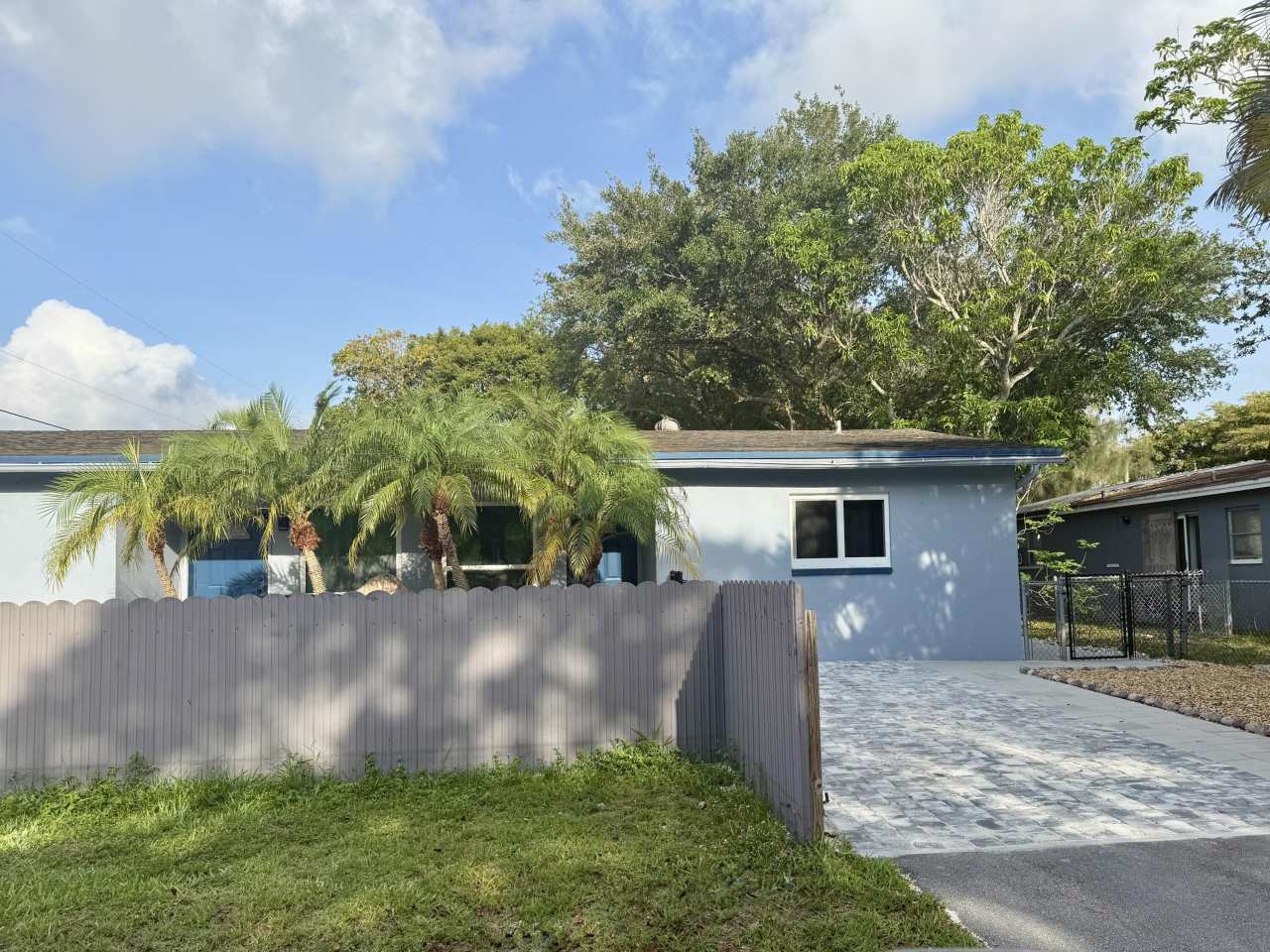 5121 SW 43 Ter Terrace