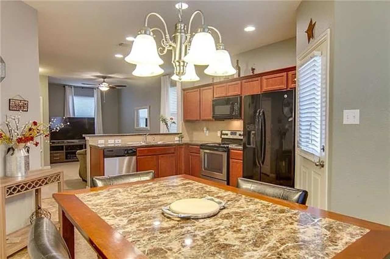 Room in 4 Bedroom Home at Red Bud Ridge Ln