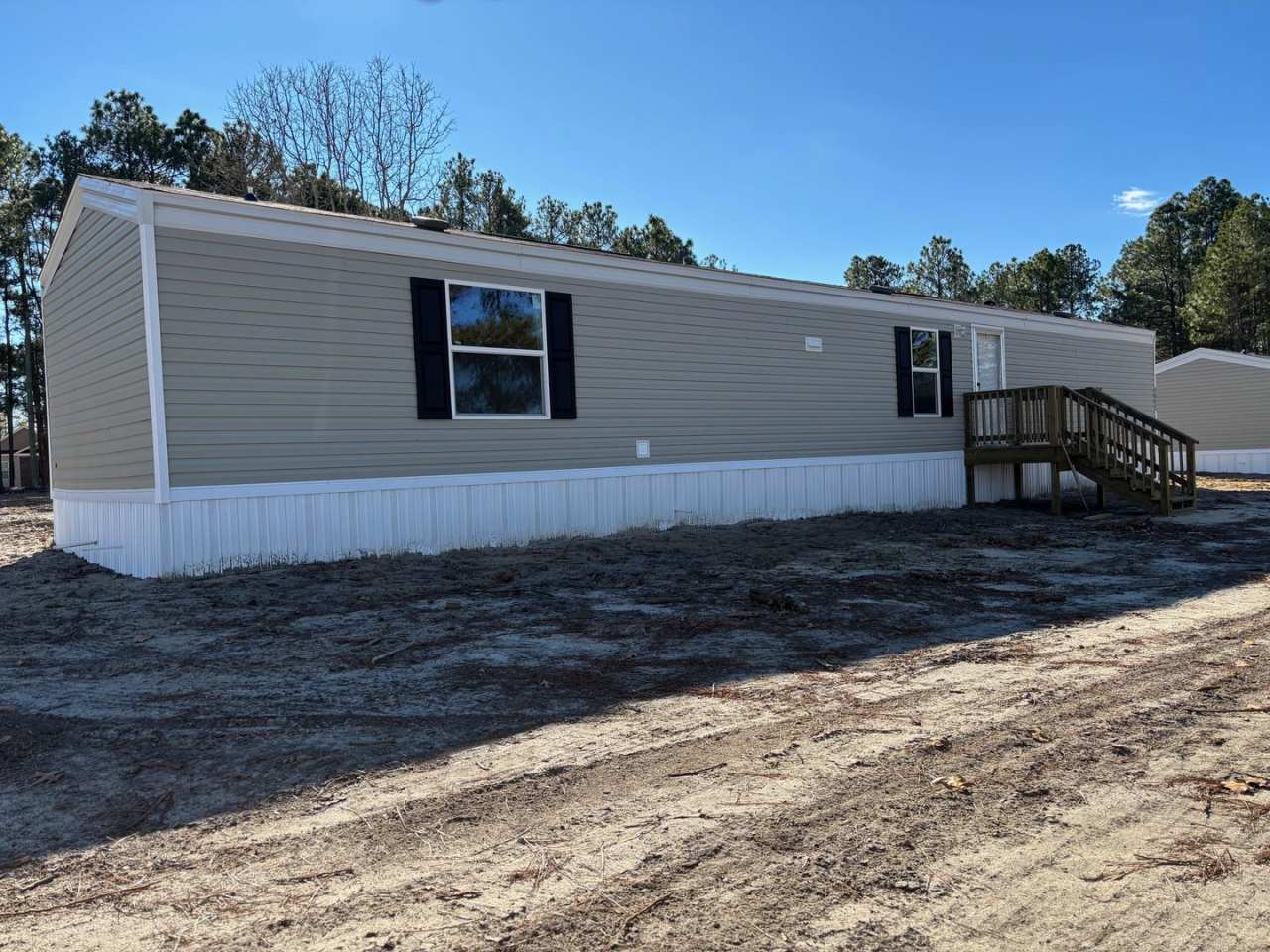 Brand new 3 bed, 2 bath single wide mobile home located in Eagle Springs!