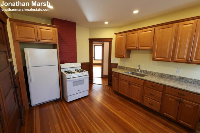 710 Metropolitan Ave.