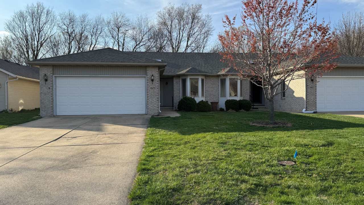 Beautiful Condo Near Park and Bike Trail!