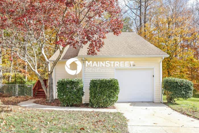 3800 King Edward Court