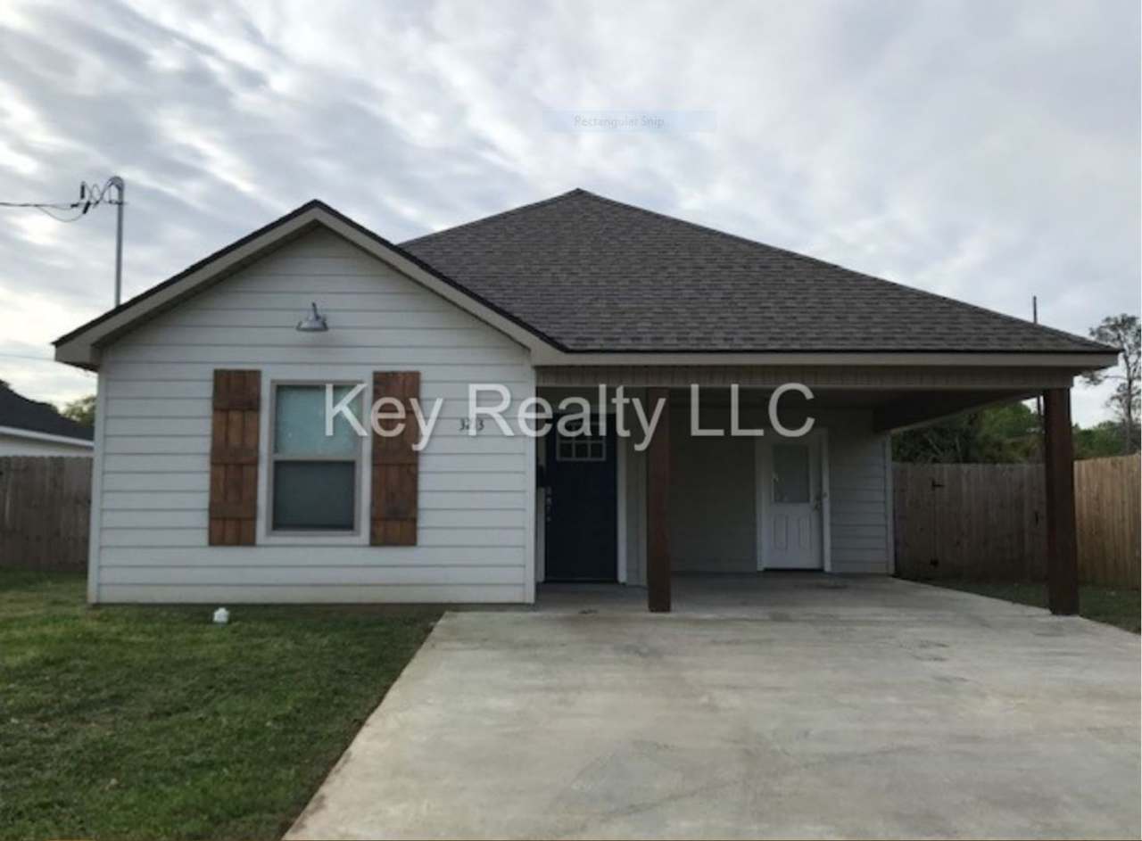 3213 Stimson - Alexandria, off Texas Ave.