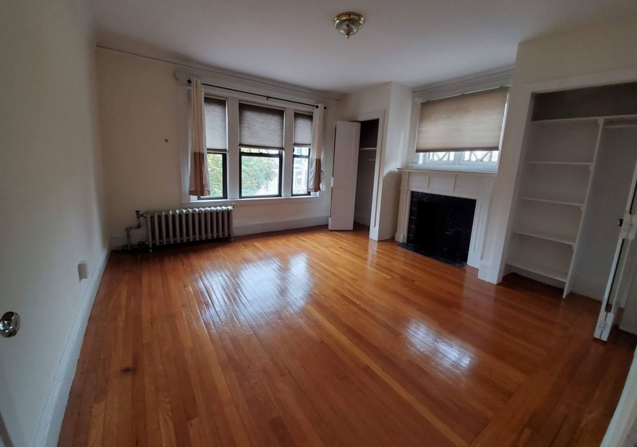 442 Park Dr #6F Boston MA 02215