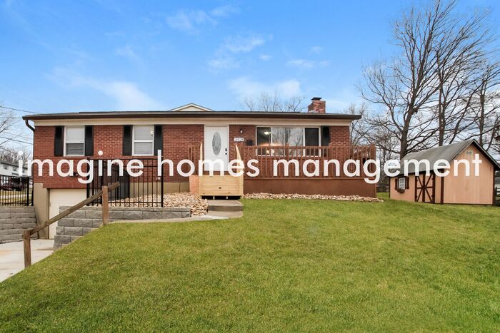 3928 Bainbridge Drive