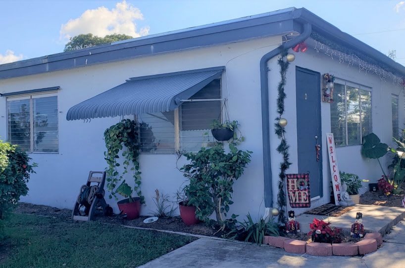 955 W 36th Street - 1