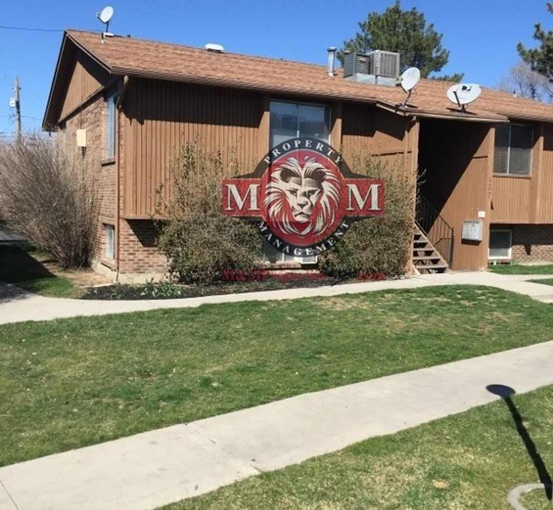 2 BD 1 Bath Condo Remodeled Through-Out