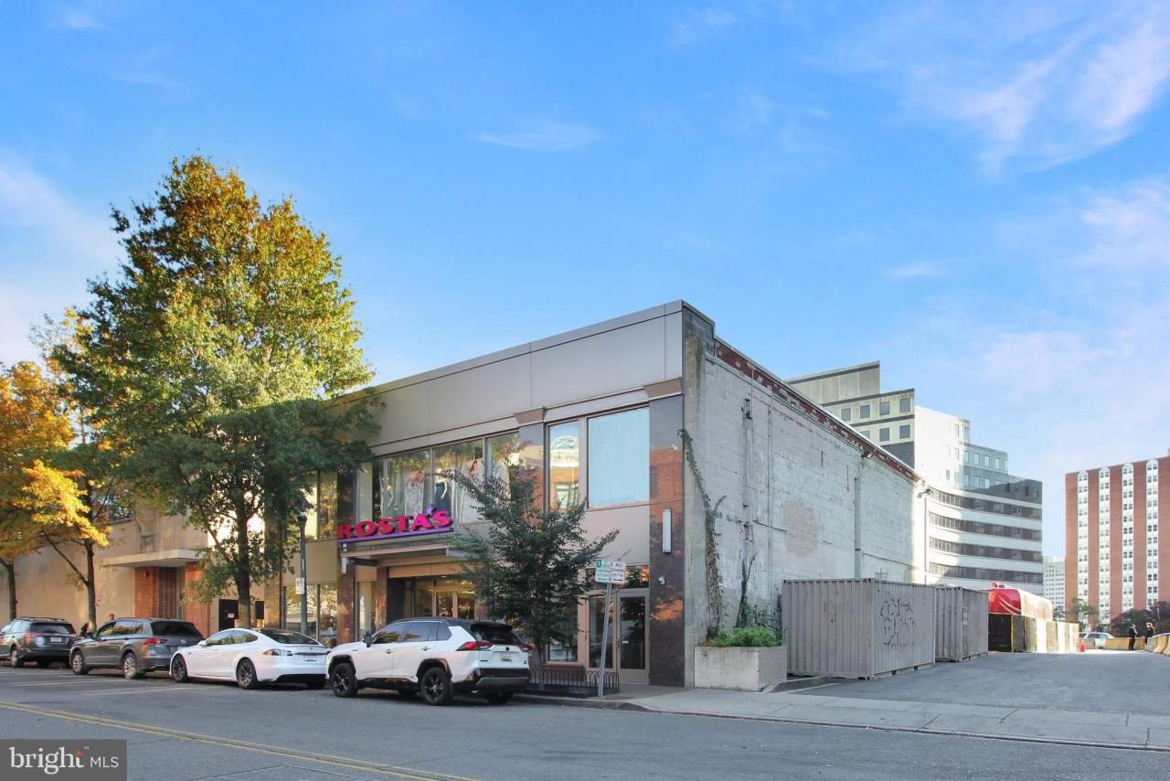 8618 FENTON Street unit: 2Nd Floor