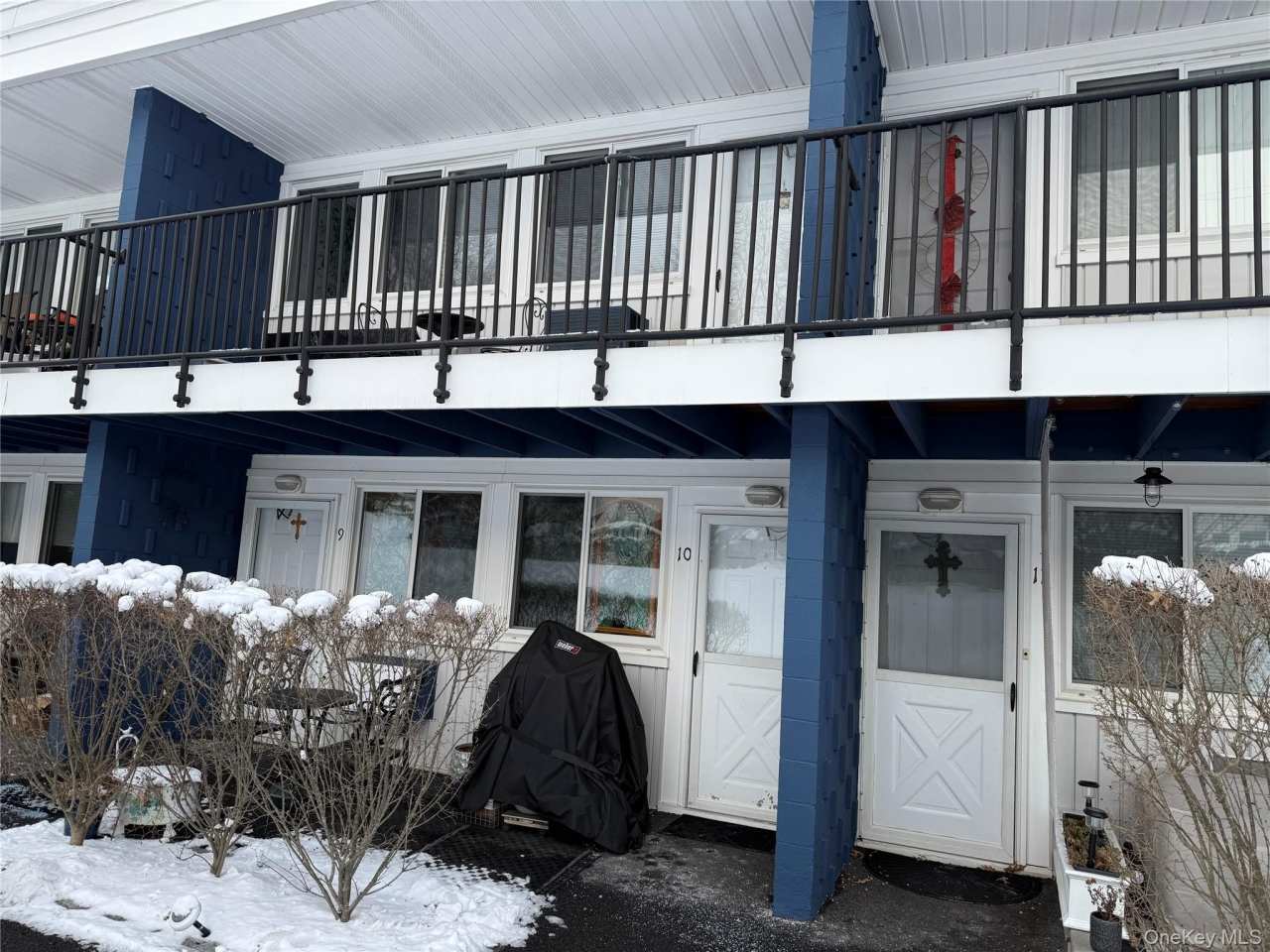 3 Wyndover Woods Lane unit: 10