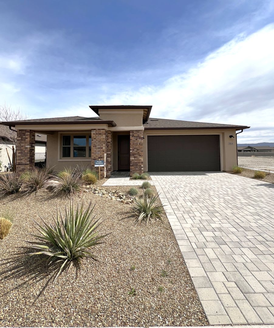 Stunning 3 Bedroom New Build ~ N. Prescott Valley
