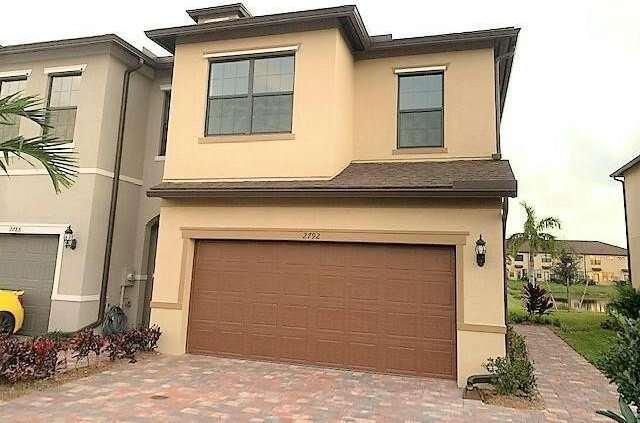 2792 Troubadour Street